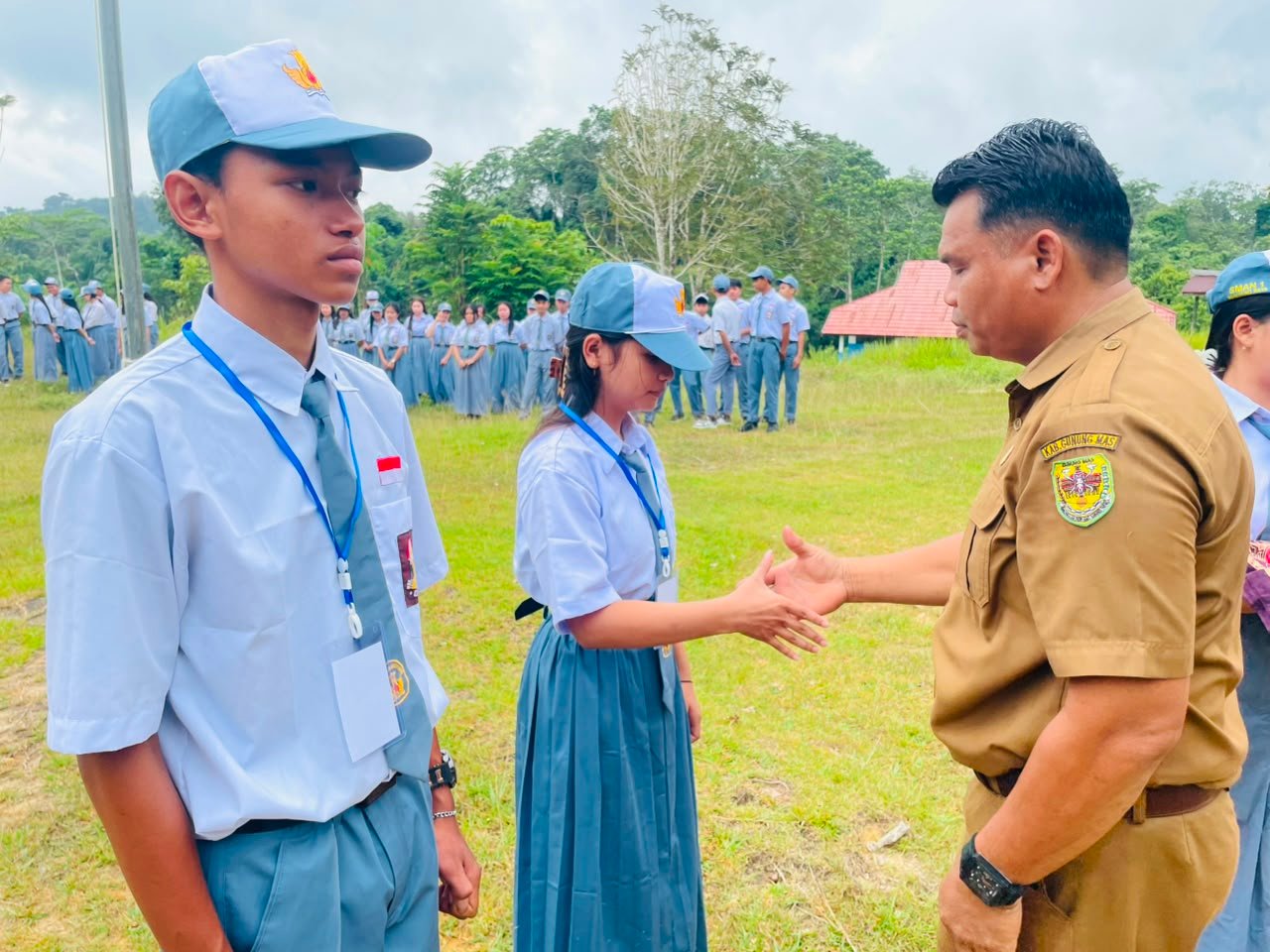 Awali Tahun Ajaran 2026/2027, SMAN 1 Manuhing Raya Gelar Pengenalan Lingkungan Sekolah bagi Siswa Baru